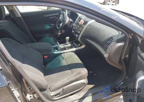 2015 Nissan Altima 2.5 Sv из США, поврежденный, VIN 1N4AL3AP5FC199553